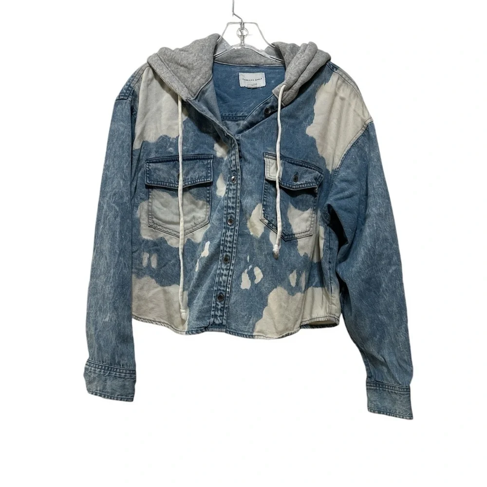 American Eagle Women’s Shacket Denim Bleached Cropped Hooded Cotton Sz Medium - Picture 2 of 6